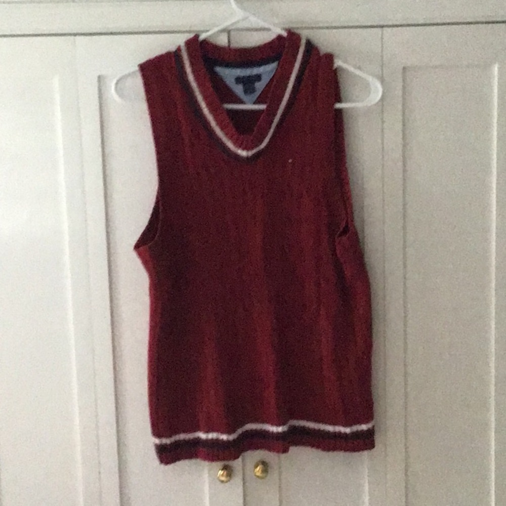 Tommy Hilfiger vest. Size L (16/18)